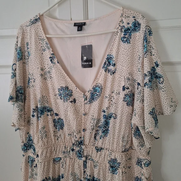 Torrid floral maxi dress - NWT - Picture 4 of 10